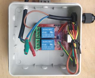 Automatic USB mains switch for a USB-controlled power strip