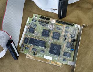 WD1002A-WX1 MFM controller card with ribbon cables.