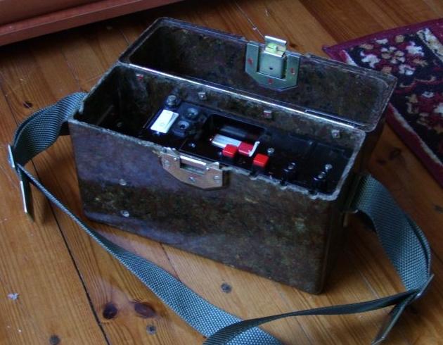 Pyrotechnic detonator made of an old military field phone used to safe launching